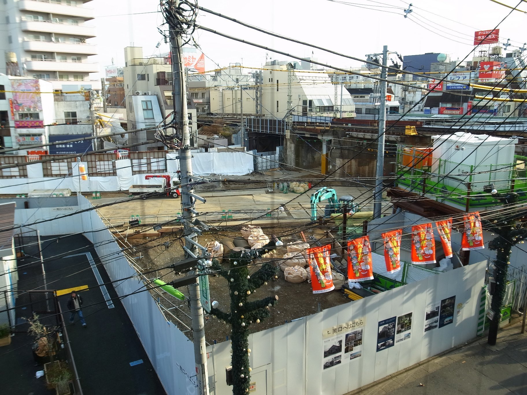 2014年1月時点の下北沢駅付近改良工事