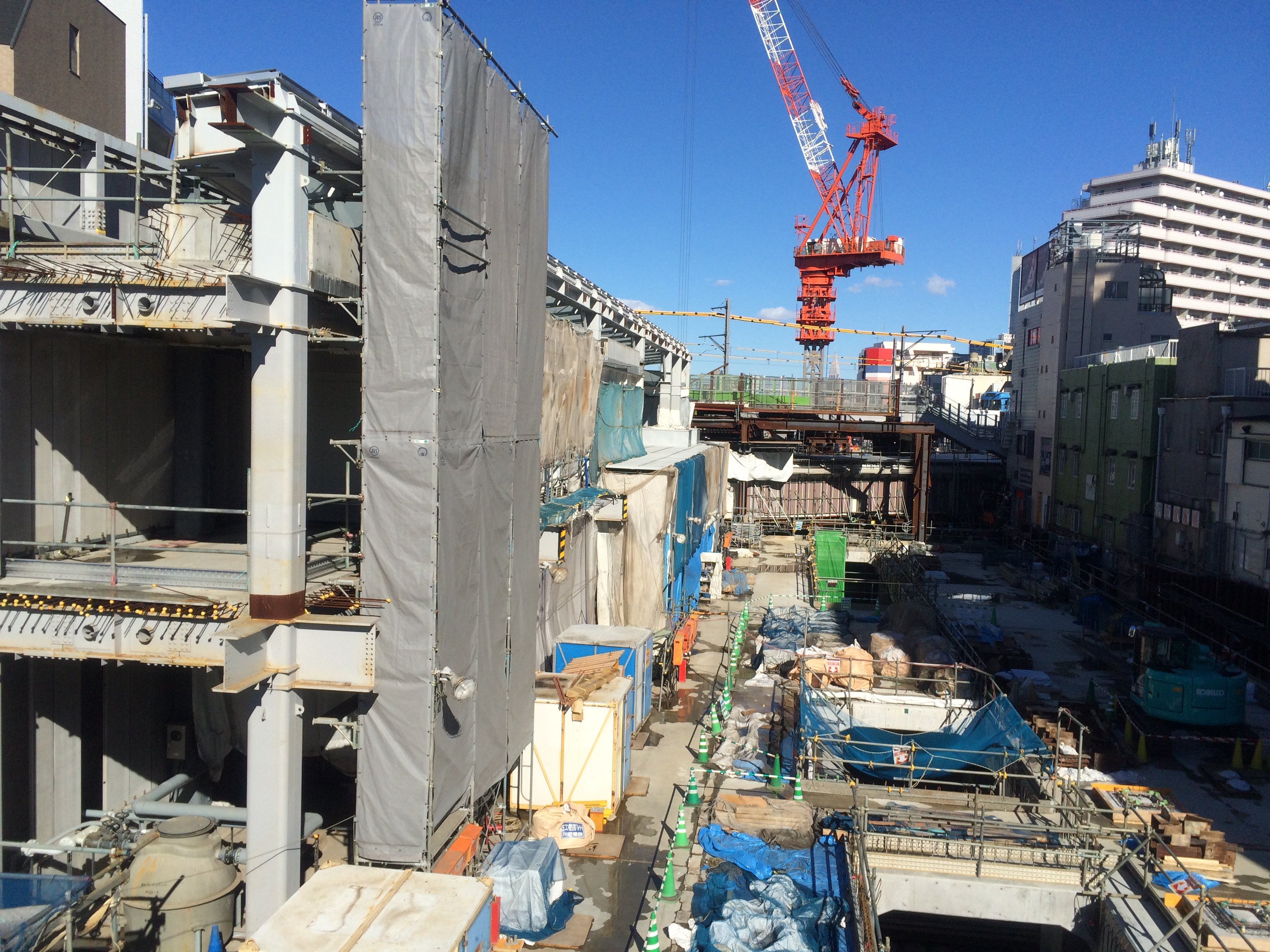 2015年1月末現在の下北沢駅（下北沢コルティ(仮称)→「シモキタエキウエ」）工事状況